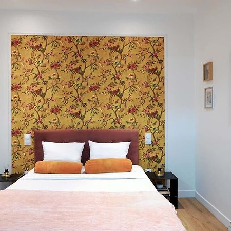 Modern Renovated Studio With A Touch Of Gilded Glamour Central Paris Lejlighed Eksteriør billede